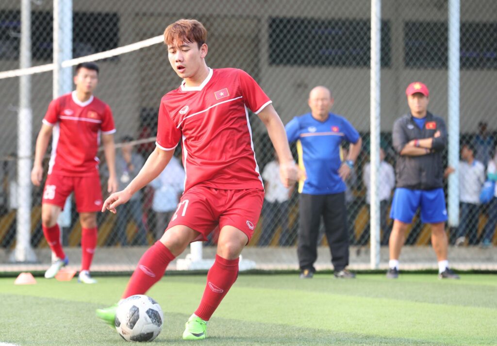 Minh Vương tập luyện cho mùa giải V-League