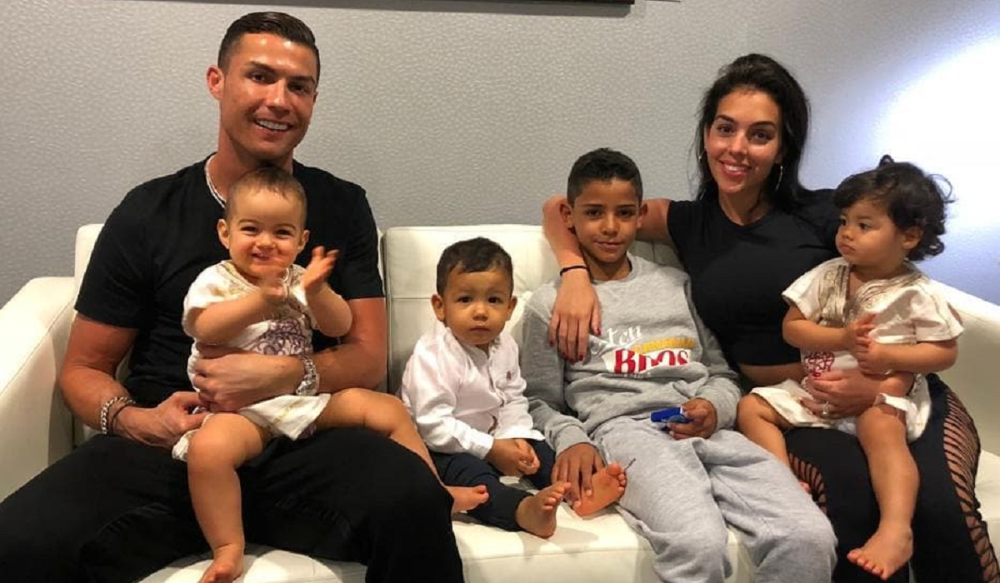 Giải đáp CR7 - Ronaldo có mấy con?