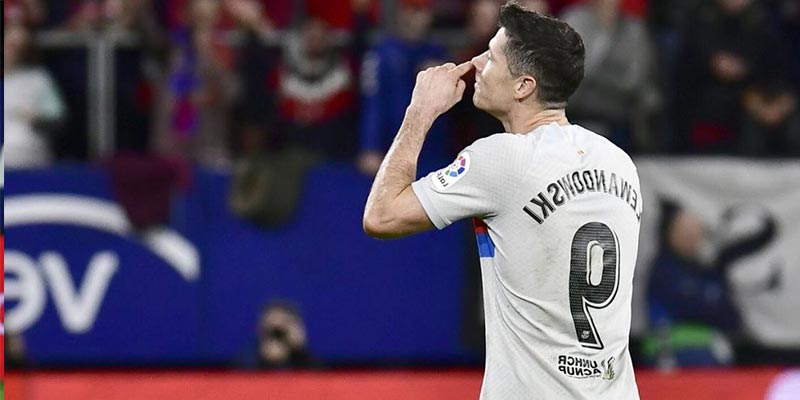 Robert Lewandowski nhận án phạt