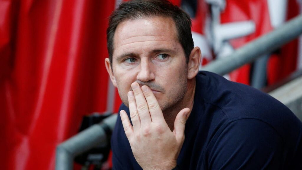 Everton sa thải HLV Frank Lampard