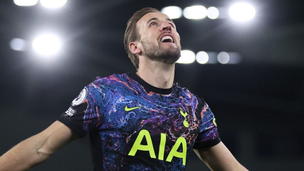 Harry Kane lập kỷ lục lịch sử