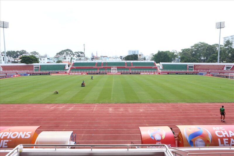 Sân vận động Thống Nhất được tọa lạc ở số 138 phố Đào Duy Từ thuộc phường 6, Quận 10, Thành phố Hồ Chí Minh
