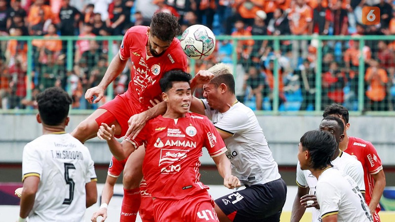 Trận bóng mà đội chủ nhà Persija Jakarta có nhiều lợi thế