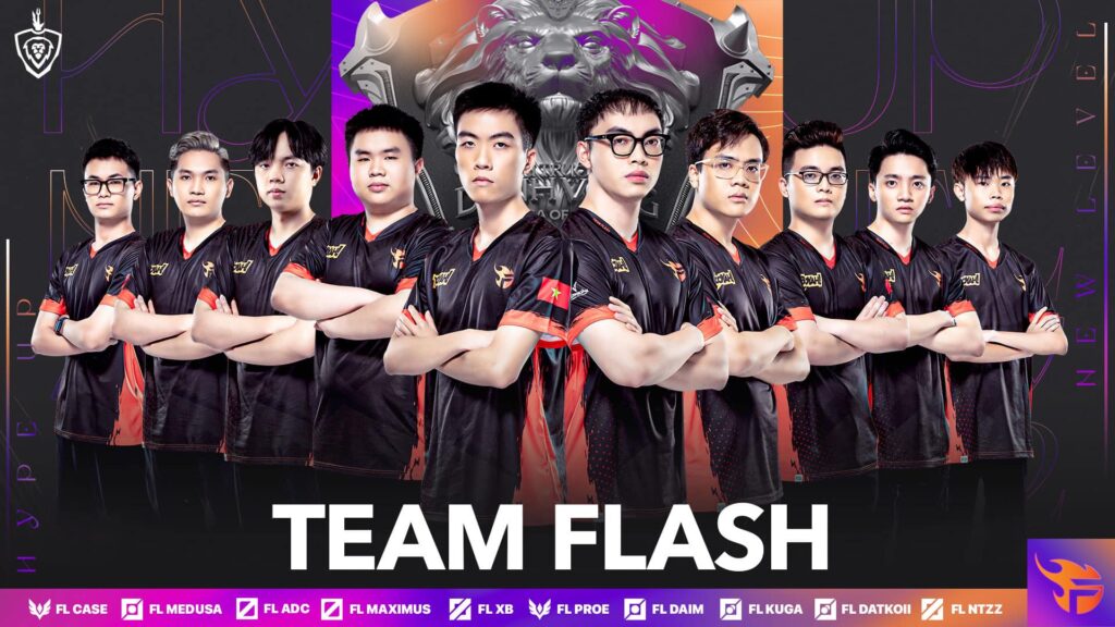 Team Flash không còn HLV