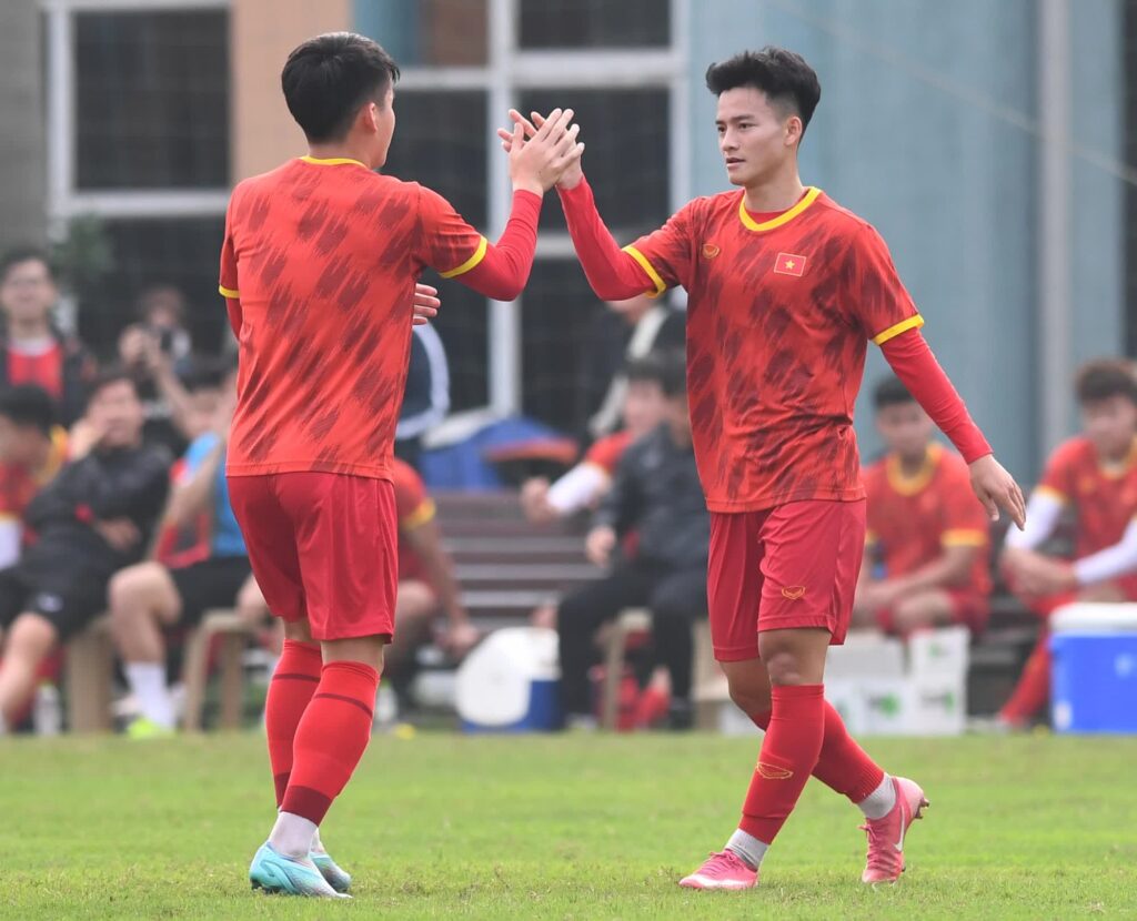 Hiệp 2 ấn định thế trận giúp U20 Việt Nam đến UAE