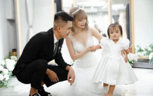 Mạc Văn Khoa chính thức kết hôn với Thảo Vy