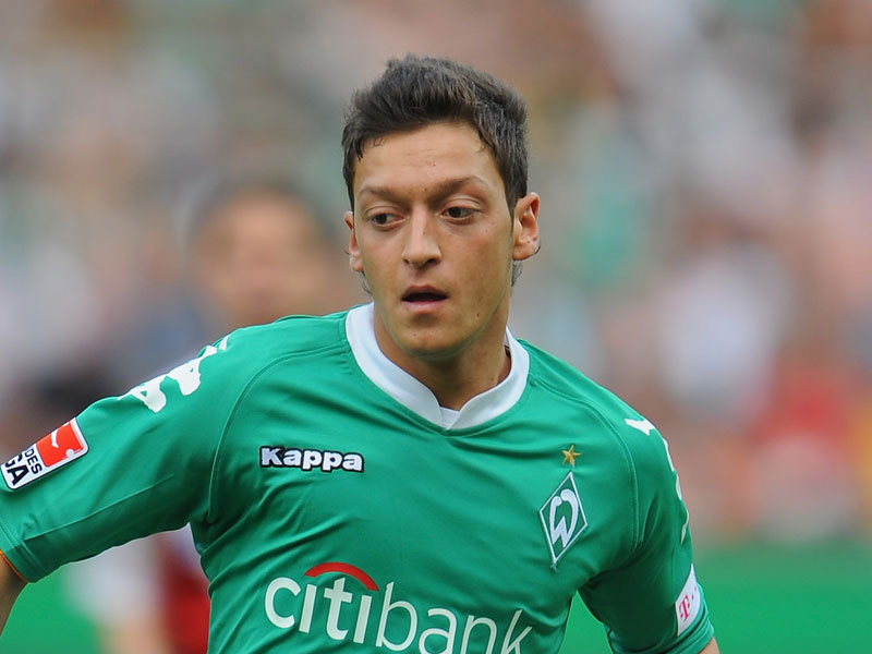 Mesut Ozil tạo dấu ấn riêng tại CLB Werder Bremen
