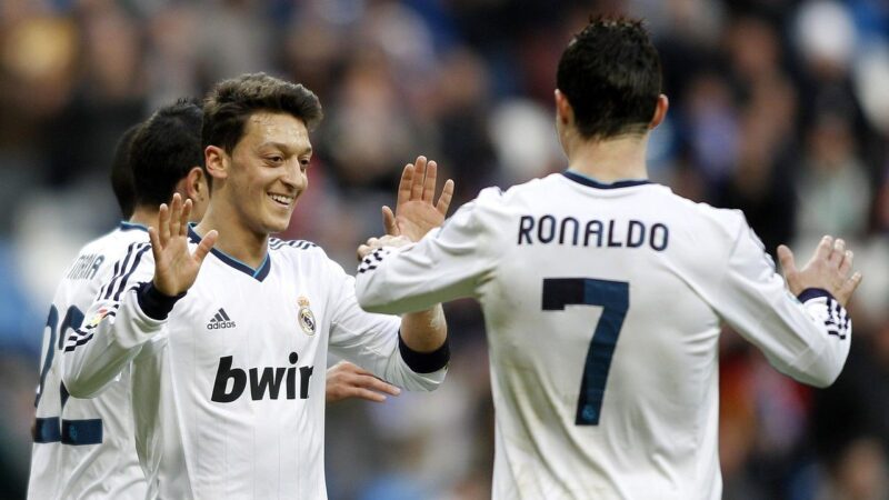 Sự nghiệp của Mesut Ozil thăng hoa cùng CLB Real Madrid