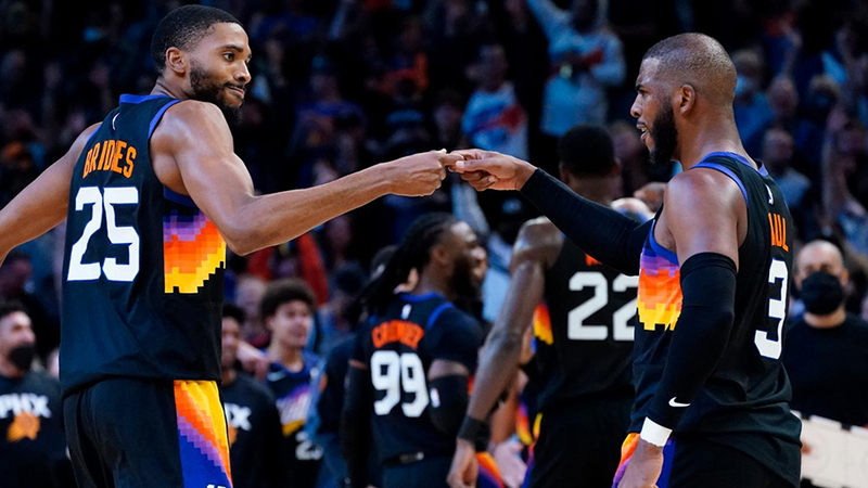 Warriors thắng Phoenix Suns: Chi tiết trận đấu siêu hấp dẫn