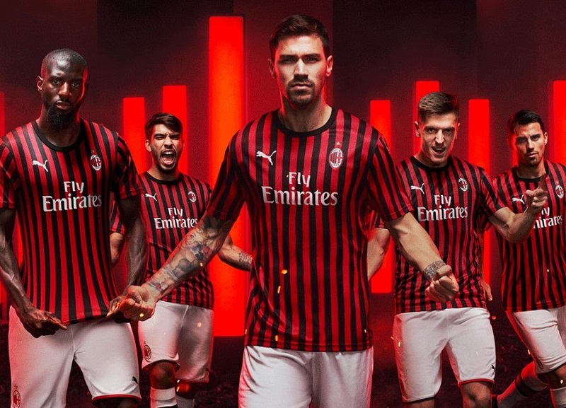 Công bố áo AC Milan thi đấu trên sân nhà