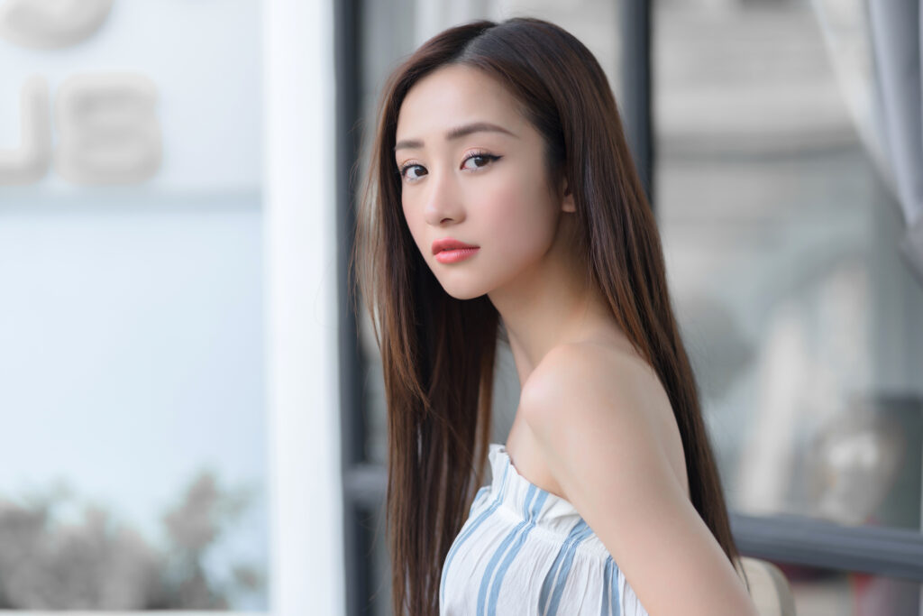 Jun Vũ: Nữ diễn viên xinh đẹp tài năng của điện ảnh Việt